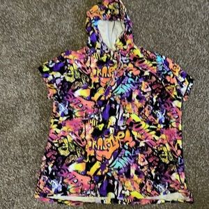 No brand hoodie tee